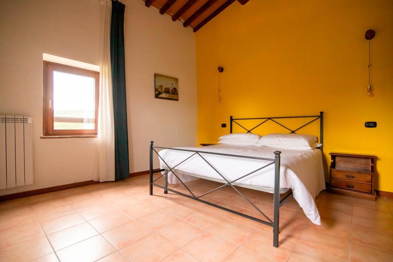 Casale Rancaglia Villa Gubbio Bagian luar foto