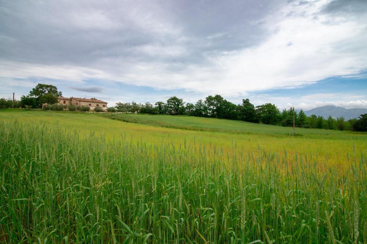 Casale Rancaglia Villa Gubbio Bagian luar foto